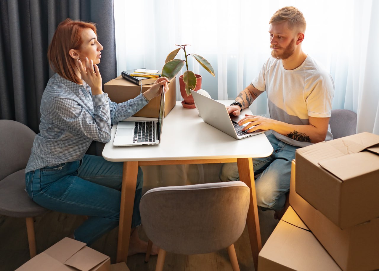 Регионы дополнительно снижают ставки по ИТ ипотеке за счет своих бюджетов Такая возможность предусмотрена во всех регионах участвующих в программе Сегодня региональные меры поддержки запустили уже 23 региона в 13 из них предусмотрено максимальное дополнительное снижение ставки до 3 Наиболее выгодные условия предлагают Белгородская область Калужская область Нижегородская область Челябинская область Тульская область Новгородская область Сахалинская область Владимирская область