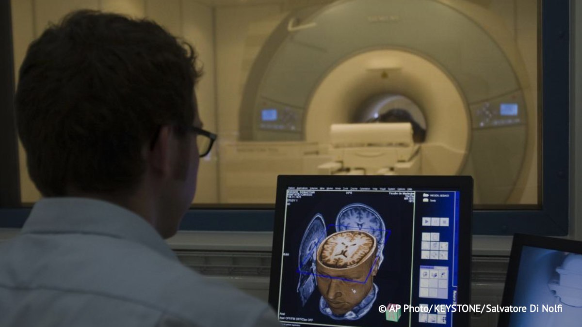 Созданы яркие белки сенсоры для наблюдений за активностью мозга и сердца сообщили в РНФ Яркое свечение молекулярных датчиков поможет ученым изучать сбои в работе данных органов тела   Подпишись на ТАСС Наука