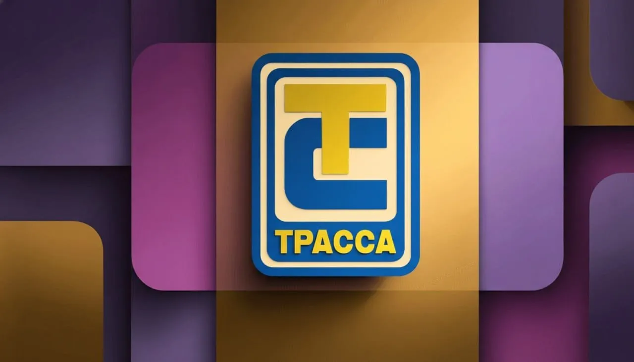 Национальное рейтинговое агентство понизило рейтинг Евротранса до CC ru после технического дефолта 6 апреля компания выплатила лишь часть купона по облигациям и позже признала что не исполнила вовремя обязательства на 76 6 млн рублей EUTR jkinvest news jkinvest