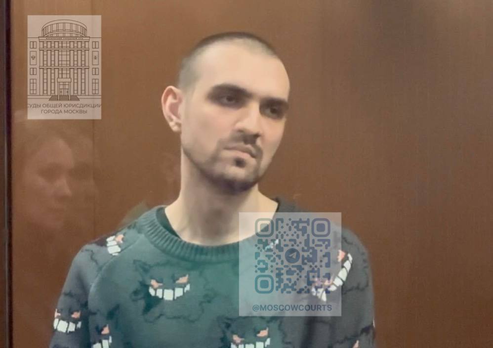 Комику Артемию Останину продлена мера пресечения в столичном суде Постановлением Мещанского районного суда города Москвы удовлетворено ходатайство следователя о продлении срока содержания под стражей в отношении Останина Артемия Романовича, обвиняемого в совершении преступления, предусмотренного п. «а» ч. 2 ст 282 УК РФ, на срок 1 месяц 00 суток. Суд отказал в удовлетворении ходатайства обвиняемого и его защитника - адвоката об изменении Останину А.Р. меры пресечения на иную , несвязанную с содержанием под стражей, в том числе, на домашний арест. #мещанский2025