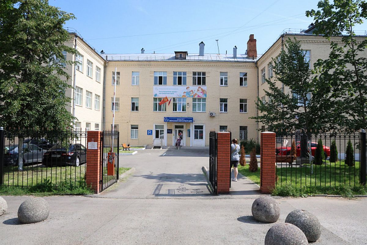 Нацпроект "Семья": в Туле открылся кабинет социального помощника для будущих и молодых мам В День семьи, любви и верности, в женской консультации перинатального центра открылся кабинет социального помощника. Теперь пациентки вместе с визитом к врачу могут получить консультацию по мерам социальной поддержки. ↗ Прислать новость Подписаться