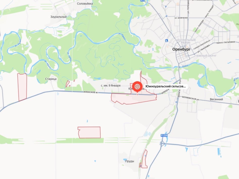 Уже неработающему заместителю экс главы Южноуральского сельсовета изменили мотив увольнения из за отношений с руководителем Осенью выяснилось что глава муниципалитета более 10 лет состоял в фактических отношениях со своей заместительницей Прокуратура признала это конфликтом интересов зам ушла по собственному а самого главу по решению суда лишили должности Теперь формулировку увольнения бывшей чиновнице изменили вместо по собственному желанию указали в связи с утратой доверия Всего в 2025 году в Оренбургской области выявили 130 случаев неурегулированного конфликта интересов По данным прокуратуры 100 чиновников получили строгие дисциплинарные взыскания еще 7 были уволены с формулировкой утрата доверия пишет газета Оренбуржье Урал56 Ру в МАХ