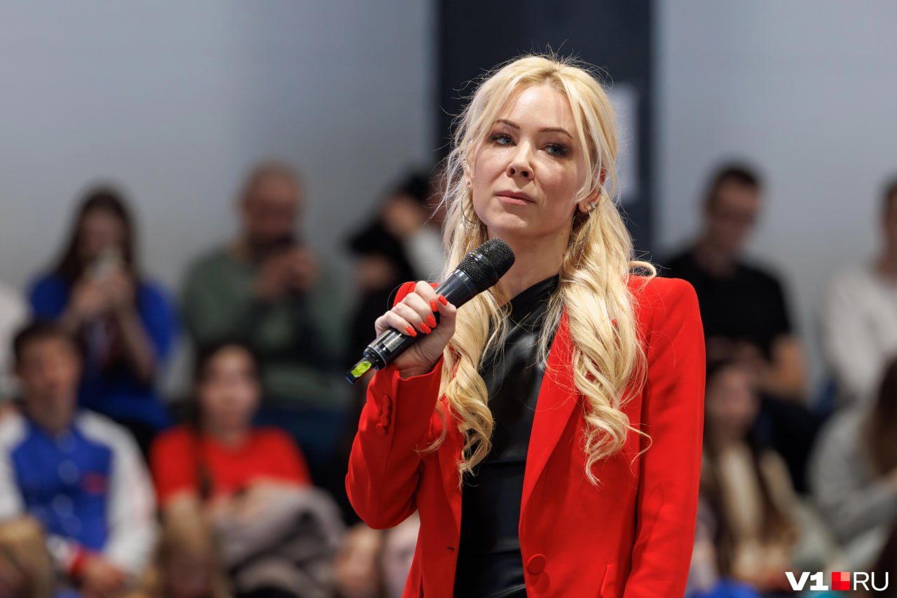 Курганцы пожаловались на отсутствие мобильного интернета Екатерине Мизулиной Сообщения от жителей Кургана глава «Лиги безопасного интернета» опубликовала в своем телеграм-канале. — «Дайте Интернет»: утро началось уже традиционно с писем из разных регионов. Люди жалуются на отсутствие мобильного и домашнего интернета, — написала Екатерина Мизулина, прикрепив скрины обращений. На отсутствие мобильного интернета также Мизулиной пожаловались жители Хакасии, Алтая, Тюмени. Читатели говорят, что проблемы с мобильным интернетом длятся уже четвертый день.
