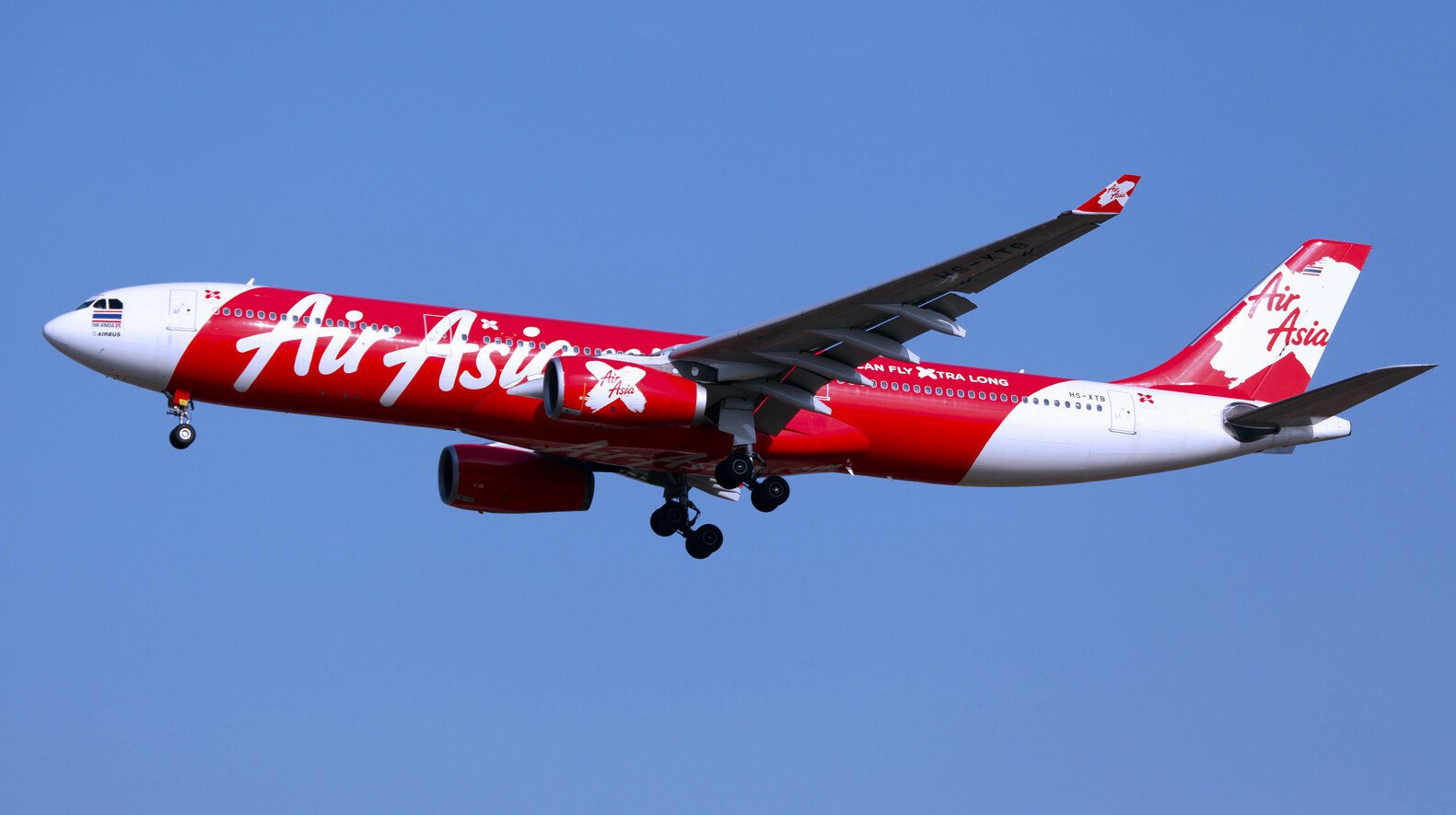 Тайский лоукостер запускает рейсы в Казахстан Тайская авиакомпания Thai Air Asia X запускает рейсы в Казахстан с декабря 2025 года передает ArbatMedia По информации комитета гражданской авиации на рынок авиаперевозок Казахстана заходит новый иностранный низкобюджетный перевозчик из Королевства Таиланд Thai Air Asia X Авиакомпания начнет выполнение прямых регулярных пассажирских рейсов по маршруту Бангкок Алматы с частотой 4 рейса в неделю Так рейсы будут осуществляться по понедельникам средам четвергам и воскресеньям Открытие авиасообщения между Казахстаном и Таиландом будет способствовать дальнейшему развитию торгово экономического делового инвестиционного туристического и культурного сотрудничества между странами говорится в сообщении Прислать новость