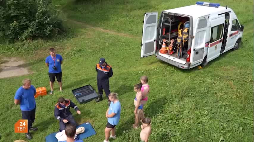 Мастер-класс по спасению на воде и соревнования в Воткинске: обучение и практика для участников