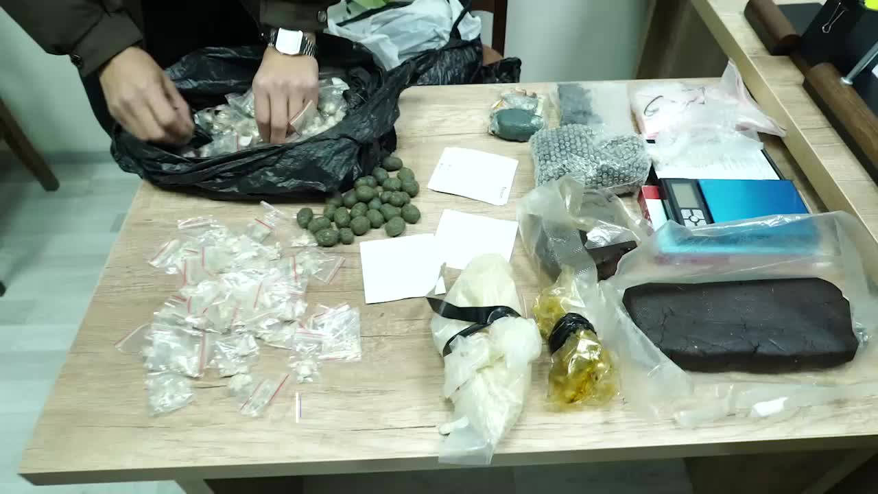 Задержания и изъятия наркотиков в Ташкенте и Кишиневе