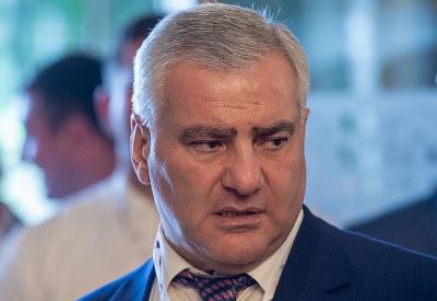 Суд признал обыск в квартире Самвела Карапетяна незаконным. Об этом на своей странице в соцсети написала адвокат Карапетяна Лианна Гаспарян.  «Апелляционная жалоба на решение судьи суда первой инстанции Артака Карапетяна  кстати, именно Карапетян принял решение об аресте Самвела Карапетяна  о выдаче разрешения на обыск в квартире Карапетяна была удовлетворена. Апелляционный уголовный суд зафиксировал факт нарушения прав Карапетяна.  Это наглядно доказывает, что изначально не было достаточных фактических оснований для получения разрешения на обыск, поэтому обыск в квартире Карапетяна был откровенно незаконным», - отметила Гаспарян.