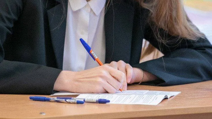 Что нужно знать абитуриентам при регистрации на ЦТ В Беларуси начинается регистрация на централизованное тестирование ЦТ сообщили в пресс службе Минобразования Абитуриенты могут подать заявление двумя способами онлайн через сайт Республиканского института контроля знаний РИКЗ или лично в одном из пунктов регистрации   Как подать заявление и другие подробности на сайте