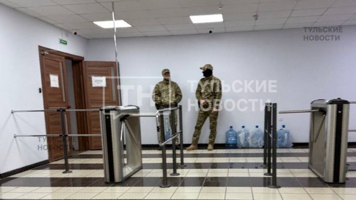В Туле проходят обыски в компании "Тулаавтодор" 1 июля рано утром в Туле в компании "Тулаавтодор" начались обыски. Об этом стало известно "Тульским новостям". Подпишись на «Тула №1» Прислать новость / задать вопрос