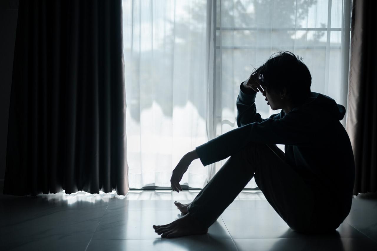 13 летнего подростка задержали в Астрахани Он хотел устроить теракт и даже собрал бомбу Школьник планировал совершить террористические акты на территории Астраханской области и в Дагестане Он с лета собирал у себя дома компоненты для самодельного взрывного устройства а также хотел вести канал соответствующей тематики Уголовной ответственности подросток избежал однако суд назначил ему арест на 30 суток Главное здесь Подписывайтесь