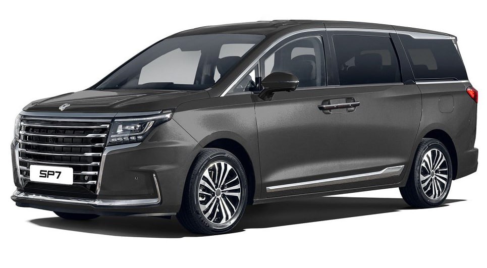 Sollers раскрыл цены на семиместный минивэн SP7 ребрендинговый JAC Refine RF8 от 4 990 000 рублей Автомобиль производится в России по мелкоузловому методу со сваркой и окраской Среди оснащения числится круиз контроль системы активной и пассивной безопасности различные интеллектуальные помощники водителю камеры кругового обзора и так далее Силовая установка состоит из 2 литрового турбомотора мощностью 237 л с который работает в связке с 8 ступенчатой АКП Привод исключительно передний sollers chinamashina news