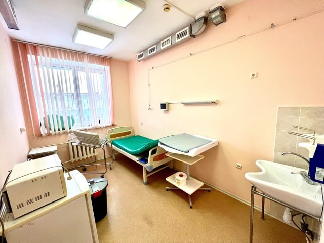 Челябинка стала мамой в двенадцатый раз Роддом на Румянцева для данной семьи как родной все предыдущие дети тоже родились здесь Двенадцатым ребенком стал сын В первые минуты после родов мама сказала Каждый раз как в первый Желаем мальчугану богатырского здоровья а дружной семье гармонии и счастья И конечно ждём вас снова отметили в ГКБ 6 Подписаться Прислать новость novosti chelyab bot