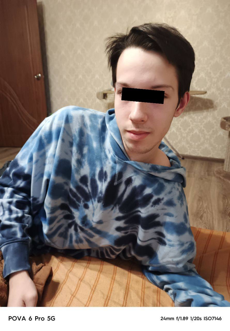 ‼ В Орске пропал 14-летний подросток #Про_Происшествия Сотрудники полиции Орска ищут без вести пропавшего несовершеннолетнего. Подростку 14, он ушел из дома накануне. Пропавшего зовут Иван Кондрашов. Парень исчез вечером 18 мая. Последний раз видели его около своего дома. Был одет: - Толстовка чёрного цвета, - Джинсы чёрного цвета. Любую информацию просят сообщать в отдел полиции №1 УМВД России по городу Орску по следующим контактным данным: Телефон: 8 3537 29-52-00, 8 3537 29-52-26.