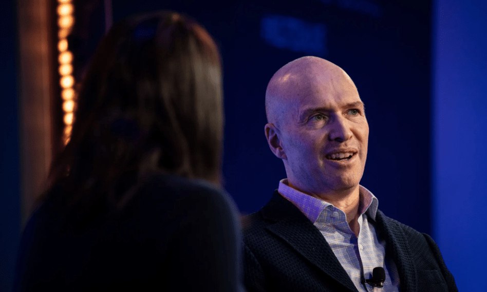 Одна из крупнейших венчурных компаний Кремниевой долины Andreessen Horowitz привлекла более 15 млрд на инвестиции в ИИ и криптопроекты а также инициативы связанные с национальными интересами США Фонд считает что ответственность за технологическое развитие страны лежит в том числе на нём как на лидере местного венчурного рынка vc ru invest 2683794