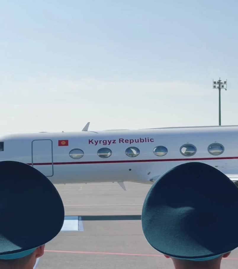 Лидеры Таджикистана и Кыргызстана прибыли в Астану для участия в саммите 'Центральная Азия – Китай'