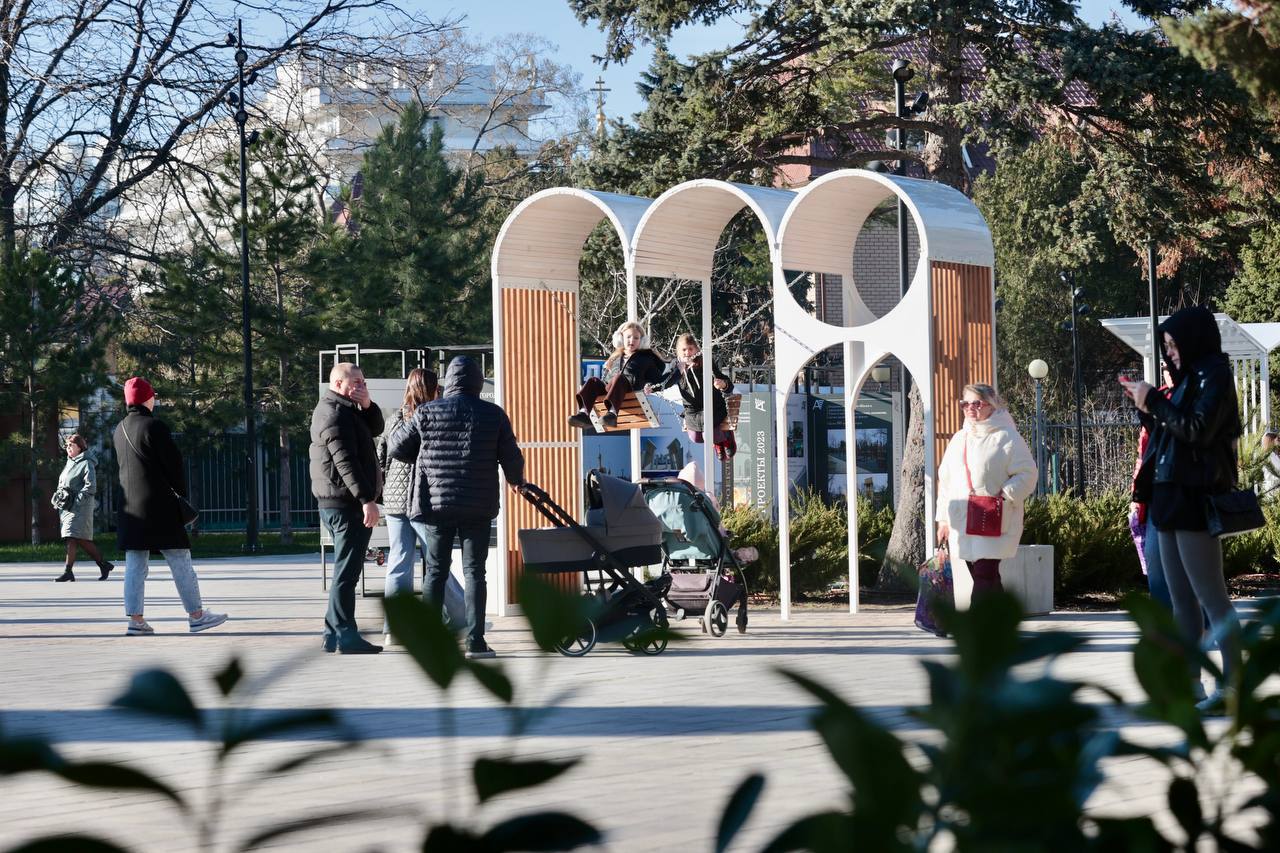 В 2026 году на Кубани благоустроят более 170 парков и скверов сообщил губернатор Вениамин Кондратьев С 2019 года в крае уже обновили более 1500 общественных территорий На новые проекты выделят почти 3 миллиарда рублей Кубанские Новости   Мы в MAX