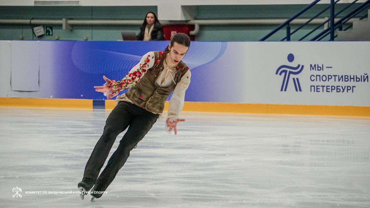 Гуменник за две недели до начала Олимпиады установил рекорд России в короткой программе Сегодня Петр набрал 109 05 балла за короткую программу на турнире памяти Грушмана в Петербурге Сейчас он лидер после первого дня стартов