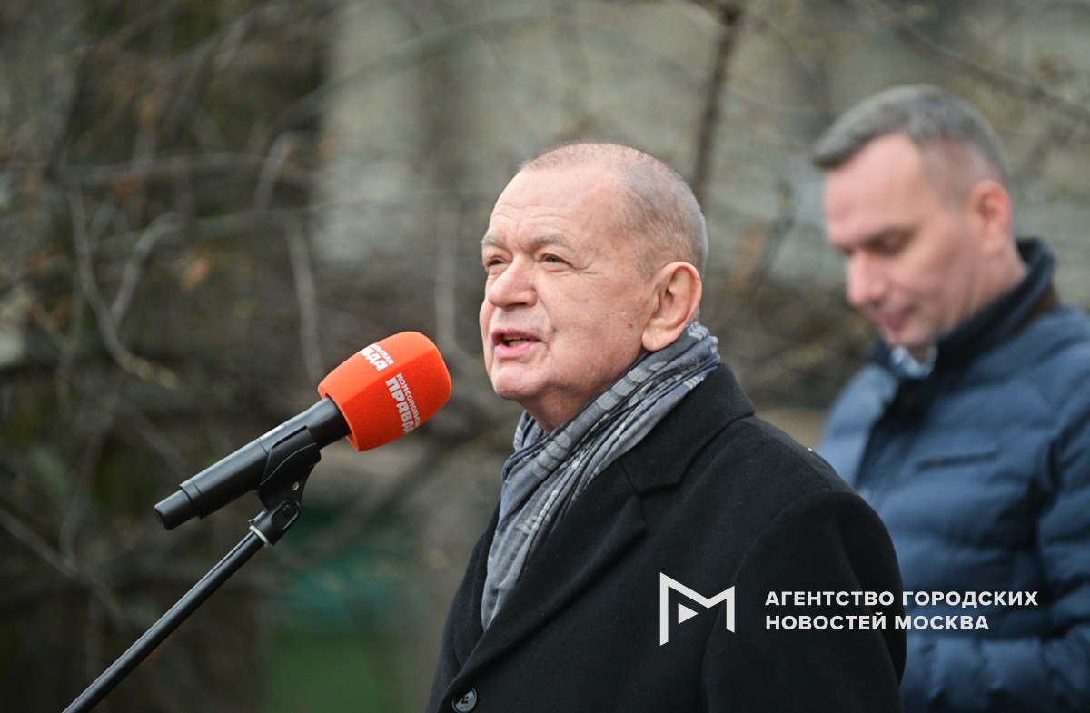 Главный редактор газеты Вечерняя Москва Александр Куприянов умер на 75 м году жизни Об этом сообщило издание Подпишись на Агентство Москва