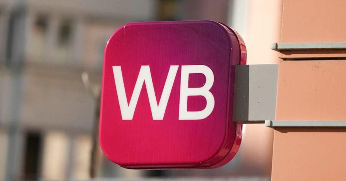 Wildberries запустил видеообложки для карточек товаров Wildberries внедрил новый AI сервис который автоматически создаёт видеообложки для карточек товаров Функция позволяет продавцам добавлять короткие видеопревью на странице продукта они формируются на основе изображений и описаний с помощью нейросетей Видеообложки уже доступны для части категорий и постепенно внедряются для всех продавцов площадки Продавцы могут редактировать готовые ролики или загружать собственные версии чтобы повысить привлекательность карточек и конверсию в покупку Для Wildberries это следующий шаг в развитии AI инструментов и персонализации контента Для рынка пример того как маркетплейсы используют генеративные технологии для повышения вовлечённости и улучшения пользовательского опыта