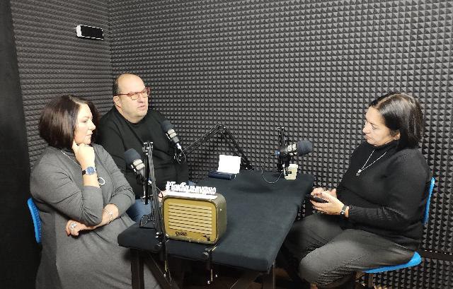 В Челябинске покажут пейзаж как метафору жизни   www up74 ru articles news 167483 В Челябинске в начале декабря откроется выставка из фондов Русского музея Преображенная природа Мы увидим полотна Айвазовского Шишкина Куинджи Левитана и других мастеров русской пейзажной школы Пейзаж удивительным образом собирает в себя всю красоту мира это некий символ гармонии Мастер пейзажист не просто повторяет линии формы цветовую гамму пейзажа Он всегда вкладывает в него свою мысль свое настроение и переживание считает директор Челябинского музея изобразительных искусств Станислав Ткаченко