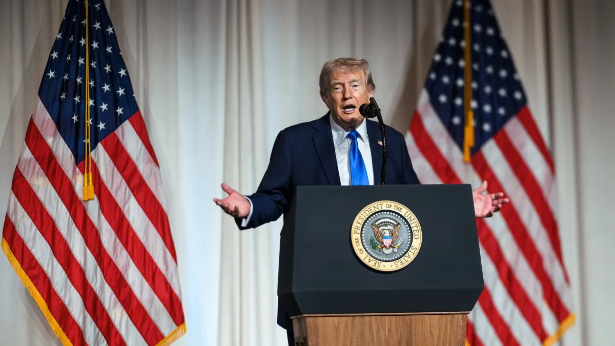 Дональд Трамп отложил до 4 июля введение 25 процентных пошлин на автомобили из Евросоюза Такое решение американский лидер принял после разговора с председателем Еврокомиссии Урсулой фон дер Ляйен Фото Белый дом Подписаться Связаться Поддержать Patreon Буст