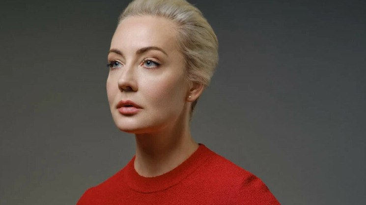 Юлия Навальная объявила большую кампанию против Путина и Единой России Юлия Навальная объявила о начале кампании против партии Единая Россия в преддверии выборов в Госдуму которые пройдут в сентябре 2026 года Она заявила что голосование в России не является честным а власти используют его как инструмент пропаганды   Прислать новость