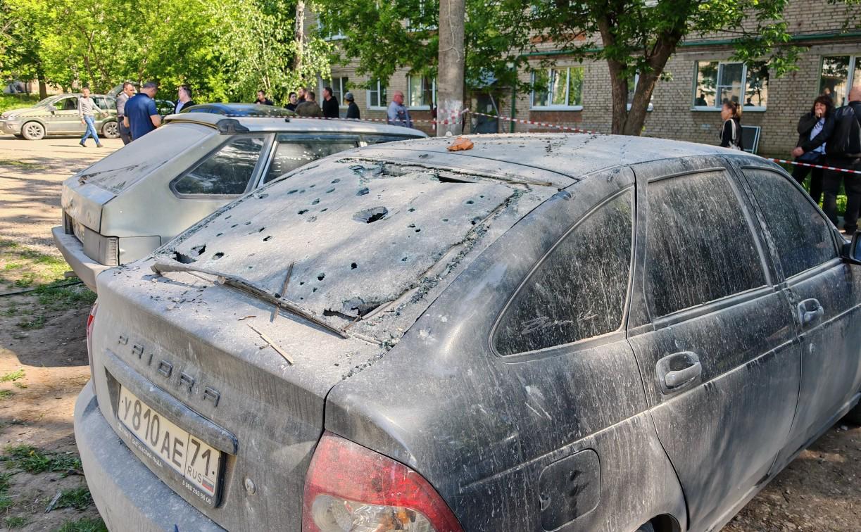 В Туле автовладельцы, пострадавшие от атак БПЛА, все-таки получат компенсации  Соответствующее постановление подписал глава администрации Илья Беспалов.  ПОДРОБНЕЕ