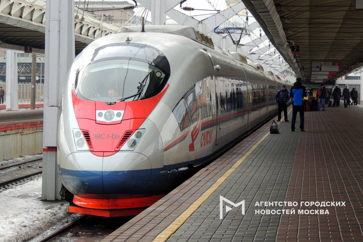 Дополнительные Сапсаны Москва Санкт Петербург назначены 27 31 декабря РЖД мониторят спрос на билеты в новогодние каникулы и при необходимости готовы увеличить количество рейсов или составность поездов Фото и информация АГН Москва