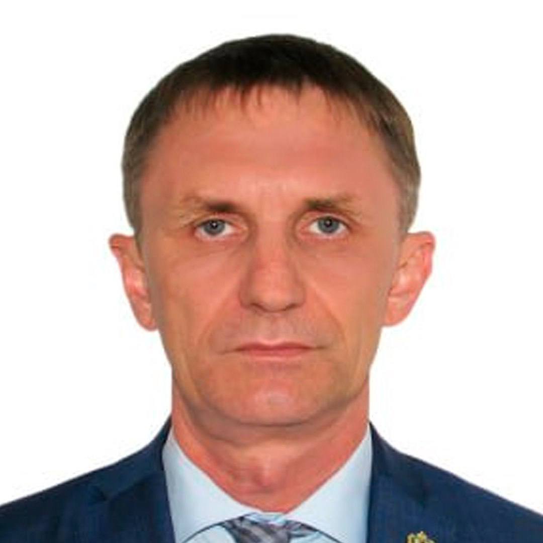 Задержан заместитель министра транспорта и дорожного хозяйства Хабаровского края Владимир Березовский По данным СМИ, в отношении чиновника возбуждено уголовное по статье "Присвоение или растрата". Якобы Березовский присвоил себе часть денег, выделенных на подъём затонувших кораблей.