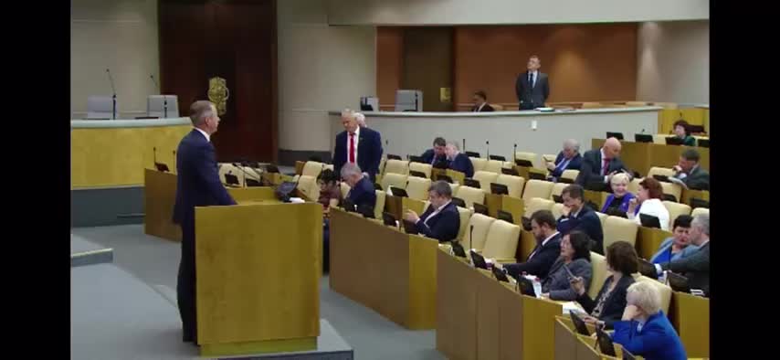 Госдума одобрила законопроект о смягчении ответственности в таможенной сфере