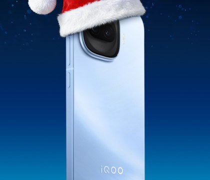 iQOO Z11 Turbo за 355 получит батарею на 7600 мА ч камеру на 200 Мп и Snapdragon 8 Gen 5 Компания iQOO опубликовала новогодний тизер на котором показала как выглядит смартфон iQOO Z11 Turbo Новинка получит плоский дисплей стеклянную заднюю панель плоские грани надпись iQOO внизу Кроме того производитель раскрыл ключевые спецификации устройства