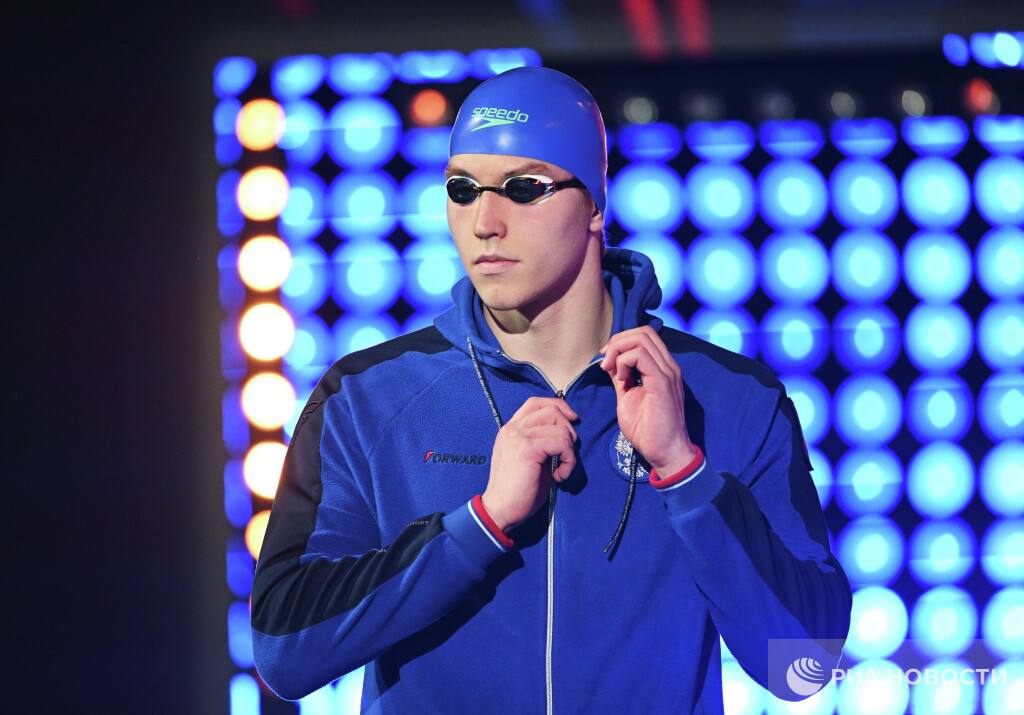 Егор Корнев побил рекорд России на короткой воде на дистанции 50 метров баттерфляем В пятницу в утренней сессии чемпионата России в Казани Корнев проплыл дистанцию с результатом 21 83 секунды Ранее рекорд страны принадлежал Олегу Костину 22 07 секунды Подписывайтесь на РИА Новости Спорт в MAX