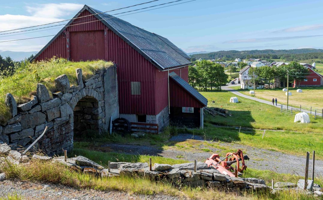 Бизнесвумен не удалось скрыть заграничные активы от кредитора Её дом и земельные участки в Чехии уйдут с молотка в счёт погашения долга Признанная банкротом владелица ИП скрыла наличие недвижимости в Чешской Республике при этом для погашения задолженности ей не хватило более 40 млн рублей Узнав о заграничных активах должницы кредитор потребовал возобновить производство рассказали ИА Камчатское время в Арбитражном суде Камчатского края Подробности по ссылке kamtime ru article 0a9e0556 5c01 40d3 a64a 3f5a190eb6c9 Предложка МАХ