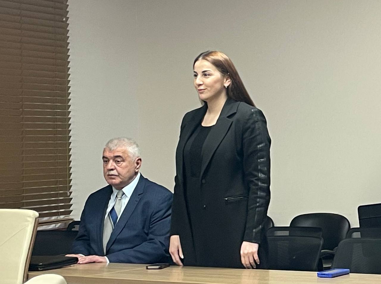 Аиду Шанаеву переназначили заместителем министра спорта и физической культуры Северной Осетии Об этом стало известно сегодня на заседании правительства республики Кроме того кабмин переназначил заместителем министра труда и соцразвития Эльвиру Торчинову На заседании правительства Римму Ханикаеву назначили первым замминистра здравоохранения а Алана Ногаева заместителем министра культуры республики Подписывайтесь на Abon