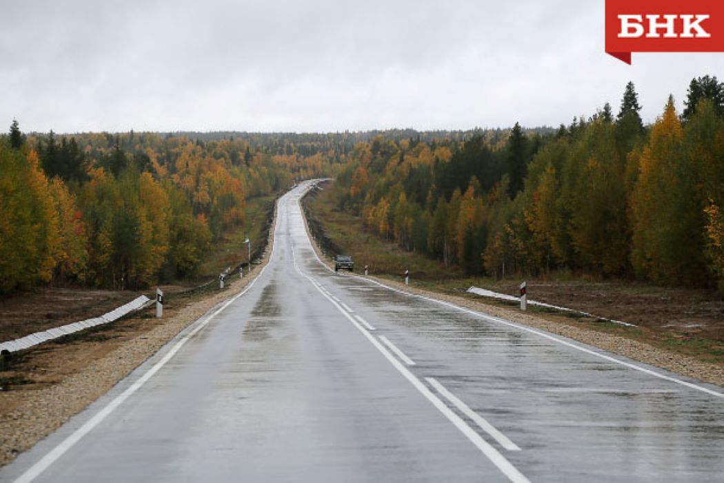 Жителям Коми для путешествий на машине по республике не хватает АЗС, кафе, турбаз и интересных мест  Правительство Коми утвердило региональную программу развития автомобильного туризма. И это развитие столкнется с массой препятствий — от плохих дорог до отсутствия какой-либо придорожной инфраструктуры.