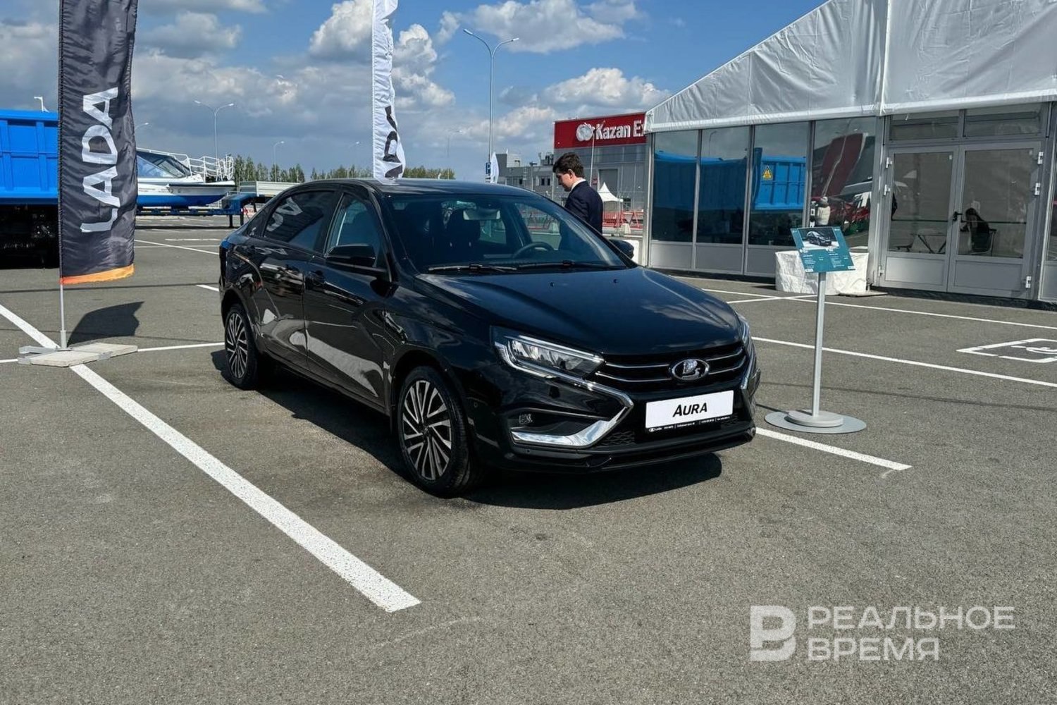 Минпромторг опубликовал первичный список разрешенных автомобилей для такси В перечень включены более 20 моделей автомобилей шести отечественных производителей Это Lada Granta Iskra Vesta Aura Largus Niva Legend Niva Travel УАЗ Патриот Хантер Sollers SP7 Evolute I PRO I JOY I SKY I JET I SPACE Voyah Free Dream Passion Москвич 3 3е 6 8 Закон вступит в силу 1 марта 2026 года rv shorts