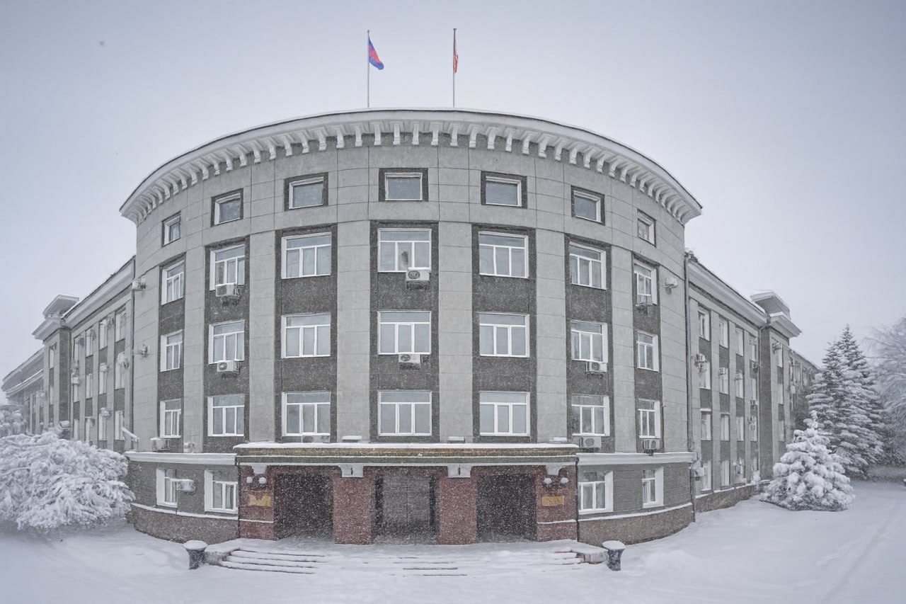 Более 2000 полицейских обеспечат порядок в праздники в Челябинской области   www up74 ru articles news 168082 В новогодние каникулы на Южном Урале пройдет 840 торжественных мероприятий