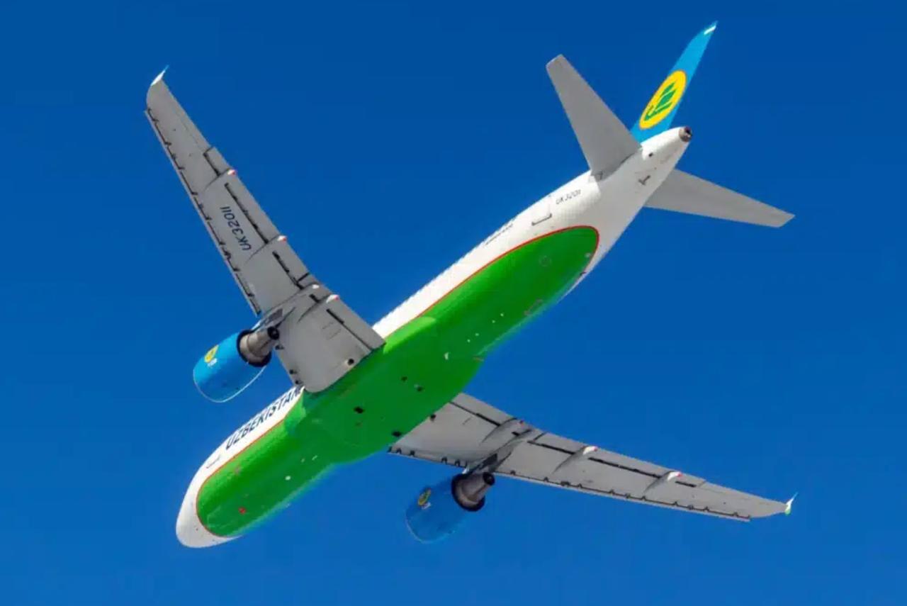 Uzbekistan Airways сделает скидку для пожилых пассажиров в ноябре Авиакомпания Uzbekistan Airways объявила о скидке на внутренние рейсы в рамках акции Месяц туризма для пожилых людей С 1 по 30 ноября раждане Узбекистана смогут купить билеты экономкласса со скидкой 15 Льгота действует для мужчин старше 60 лет и женщин старше 55 лет Билеты можно приобрести в офисах и у агентов компании Uzbekistan Airways Sales а также на официальном сайте перевозчика При покупке потребуется предъявить паспорт или ID карту Telegram Facebook Instagram LinkedIn Сайт