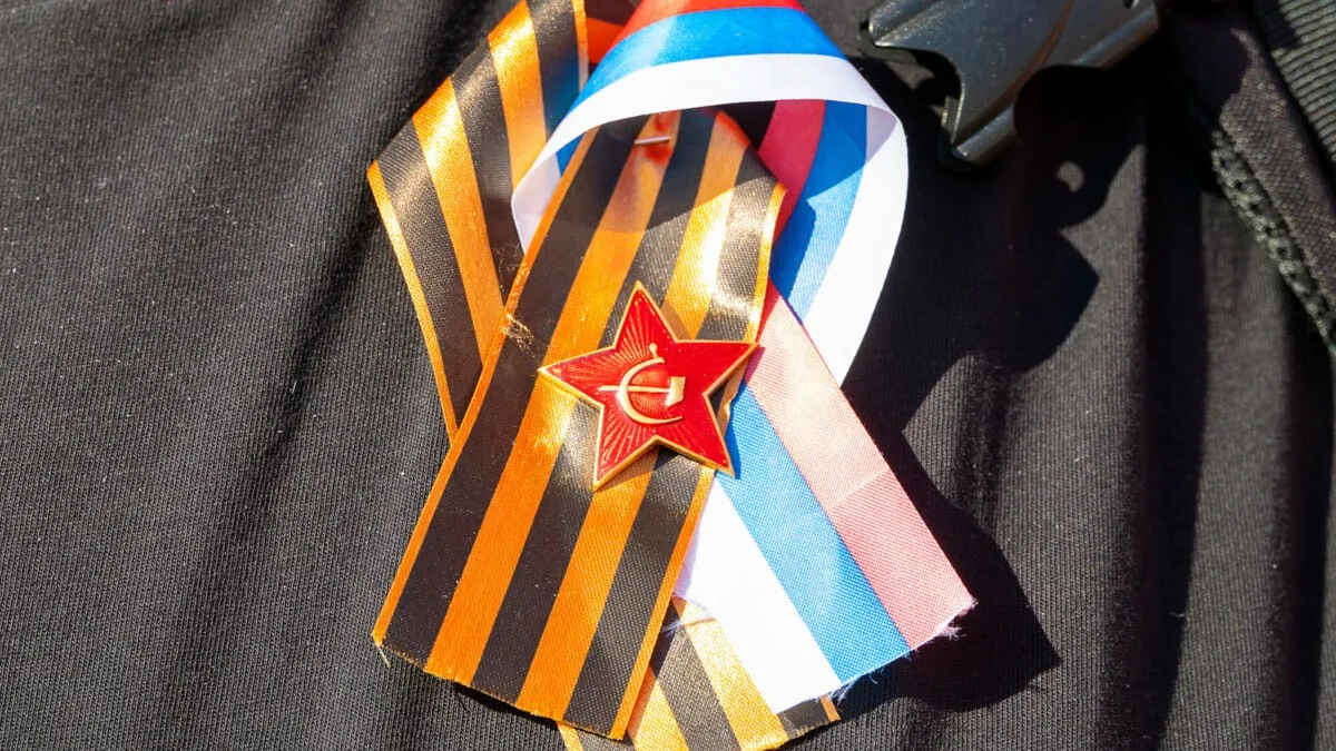 На кубковом матче Спартака и ЦСКА пройдёт акция Бессмертный полк Болельщики смогут посетить игру с портретами родственников участников Великой Отечественной войны сообщает пресс служба армейцев Смотри дерби сегодня с 19 00 на Матч ТВ news matchtv Наш канал в MAX РИА Новости