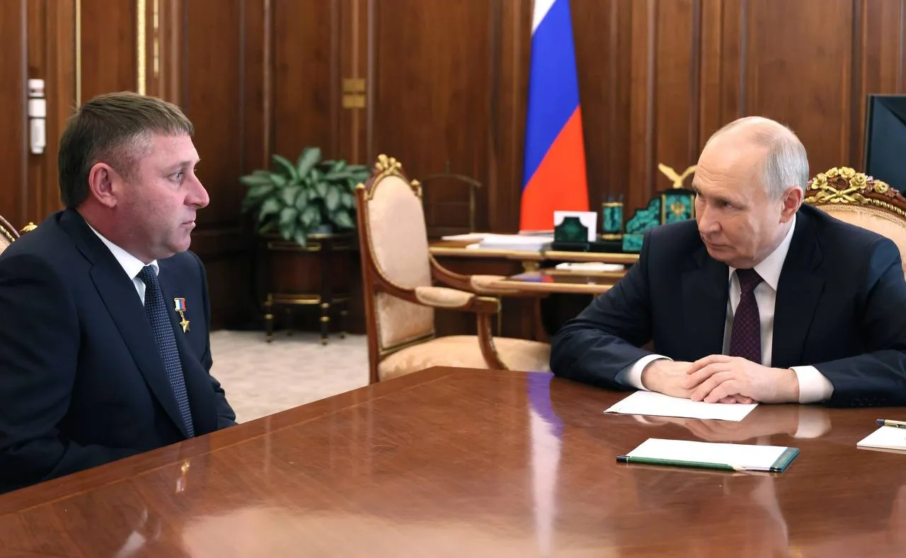 Губернатор Белгородской области Вячеслав Гладков ушел в отставку сообщили в Кремле Александр Шуваев назначен временно исполняющим обязанности губернатора Белгородской области