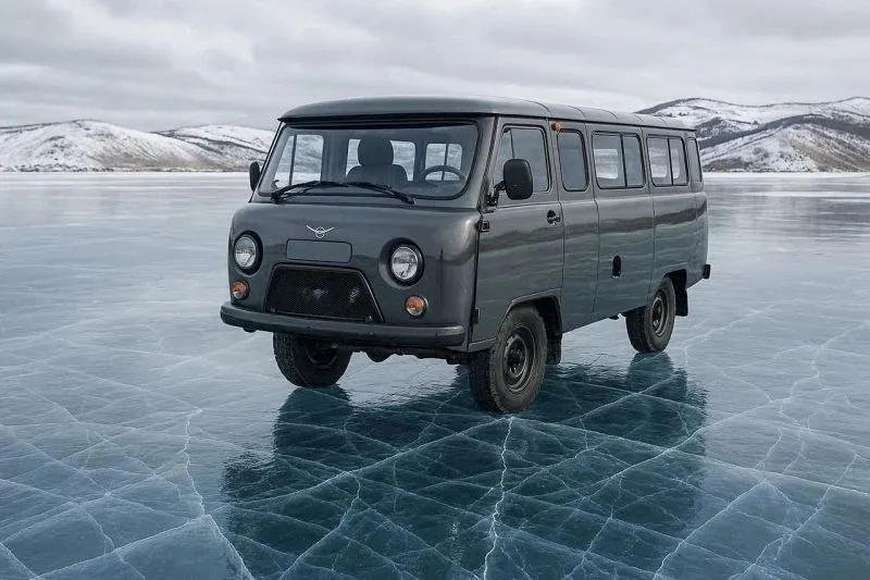 Буханку решили запатентовать Ульяновский автомобильный завод подал заявки на регистрацию нескольких товарных знаков в Роспатенте Информация об этом содержится в открытой базе Федерального института промышленной собственности ФИПС Название УАЗ Буханка указано как на кириллице так и на латинице UAZ Bukhanka Изображение сгенерировано с помощью ИИ Маргарита Неклюдова Как в Волгу глядели Мы в MAX