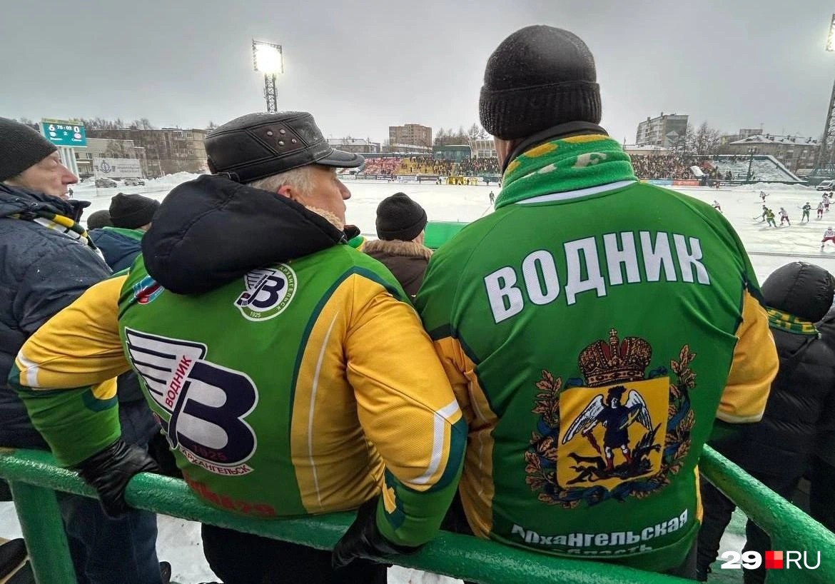 «Водник» встретился с командой «Байкал-Энергия» из Иркутска.   Архангельская команда выиграла со счетом 4:2 и сохранила первое место в турнирной таблице чемпионата России по хоккею с мячом.    - ура!    - по другому и быть не могло!