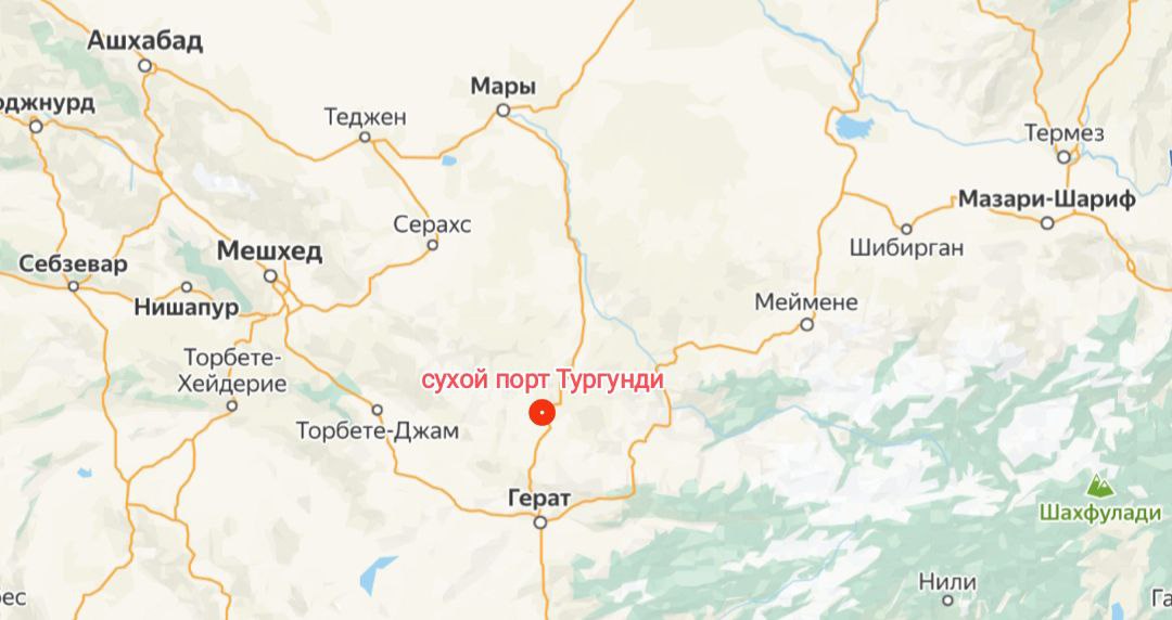 Туркменистан планирует участвовать в модернизации сухого порта Тургунди в Афганистане Об этом стало известно в ходе встречи посла Туркменистана Ходжа Овезов и министра общественных работ Афганистана Мохаммада Иссы Сани, передает Bakhtarnews. Запланировано строительство ангаров и вспомогательной инфраструктуры для повышения эффективности перевалки грузов. Сроки реализации проекта и его стоимость в ведомстве Афганистана не уточнили. Также стороны обсудили вопросы, касающиеся строительства автодорог «Мазари-Шариф – Герат» и «Герат – Кандагар». Инженерные изыскания и проектные работы по этим проектам планируют завершить в ближайшее время. Читайте также: Казахстан сделал шаг к строительству железной дороги в Афганистане Logistan.info Логистика Экономика
