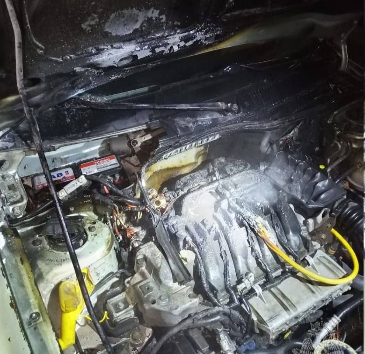 В Ельце сгорел Renault Megane newslipetsk ru fn 1737751 html Как сообщили в пресс службе ГУ МЧС России по Липецкой области возгорание произошло в моторном отсеке автомобиля Рено Меган 2001 года выпуска Прислать новость Подписаться