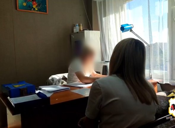 Представилась пропавшим мужем: в Усолье женщина обманула невестку на 120 тысяч Местная жительница отправила сообщение от имени мужчины и потребовала деньги    Читать подробнее на сайте...
