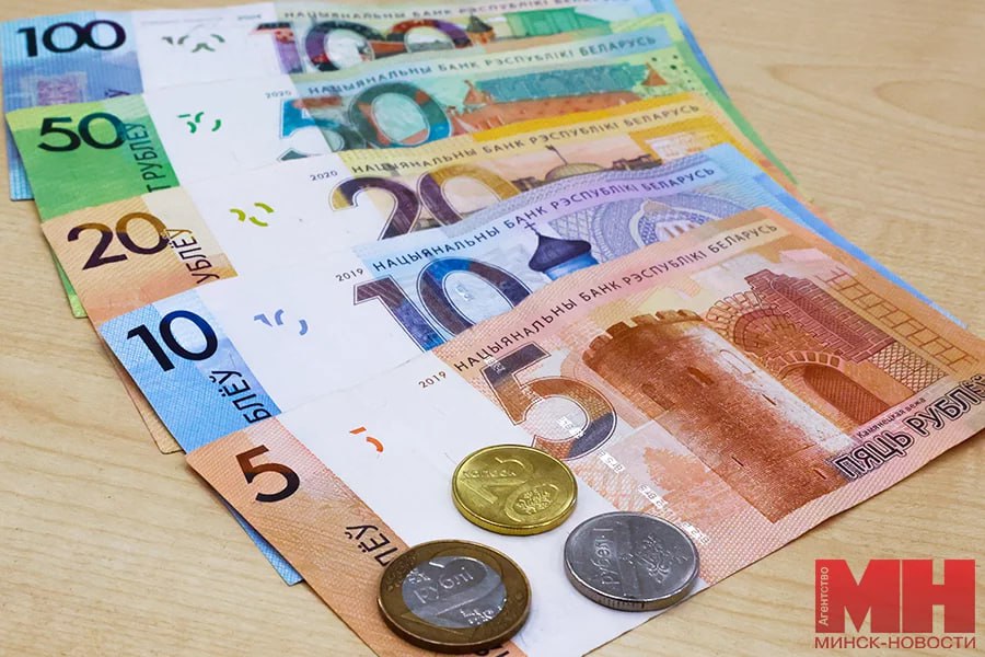 Пособия по уходу за ребенком до трех лет увеличатся на 8,2 % с 1 августа. Так, размер пособия на первого ребенка увеличится на 70,49 руб. и составит 931,91 руб. 35 % СЗП , на второго и последующих детей возрастет на 80,56 руб. и составит 1 065,04 руб. 40 % СЗП , на ребенка-инвалида добавят 90,63 руб., размер пособия достигнет 1 198,17 руб. 45 % СЗП . «Минск-Новости» MINSKNEWS.BY Telegram Viber FB VK Inst TikTok YouTube