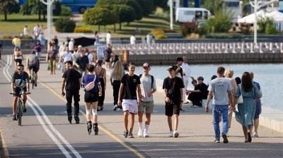 Белстат готовится к переписи населения в 2029 году По итогам переписи 2019 года в Беларуси проживало 9 413 446 человек Председатель Национального статистического комитета Инна Медведева сообщила что идет подготовка включая пересмотр закона О переписи населения с учетом итогов 2019 года и актуальных вопросов Перепись пройдет в комбинированном формате через интернет и с использованием планшетов Обр связь ТГ ВК YouTube Inst