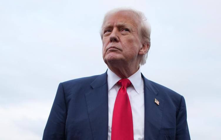 Трамп заявил, что США намерены ввести против Индии пошлины в размере 25% «Посмотрим. Индия была хорошим другом, но она взимала пошлины, которые по своей сути были выше, чем почти у любой другой страны. Но теперь у власти нахожусь я, и так поступать нельзя», — добавил президент США.