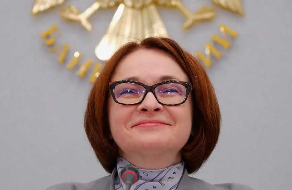 ЗАВТРАШНЕЕ РЕШЕНИЕ ЦЕНТРАЛЬНОГО БАНКА На ближайшем заседании Центробанк РФ вероятнее всего не снизит ключевую ставку на запланированные 300 базисных пунктов до уровня 13 Такой прогноз озвучил независимый финансовый аналитик Антон Хотелкин investing investing