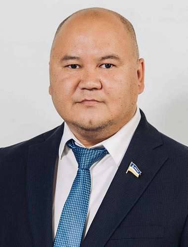Министром промышленности Бурятии стал Денис Гармаев Такой указ подписал глава республики Алексей Цыденов еще 30 апреля. С 6 мая Денис Гармаев приступает к исполнению новых обязанностей.